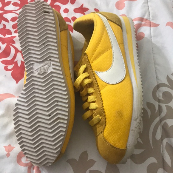yellow cortez